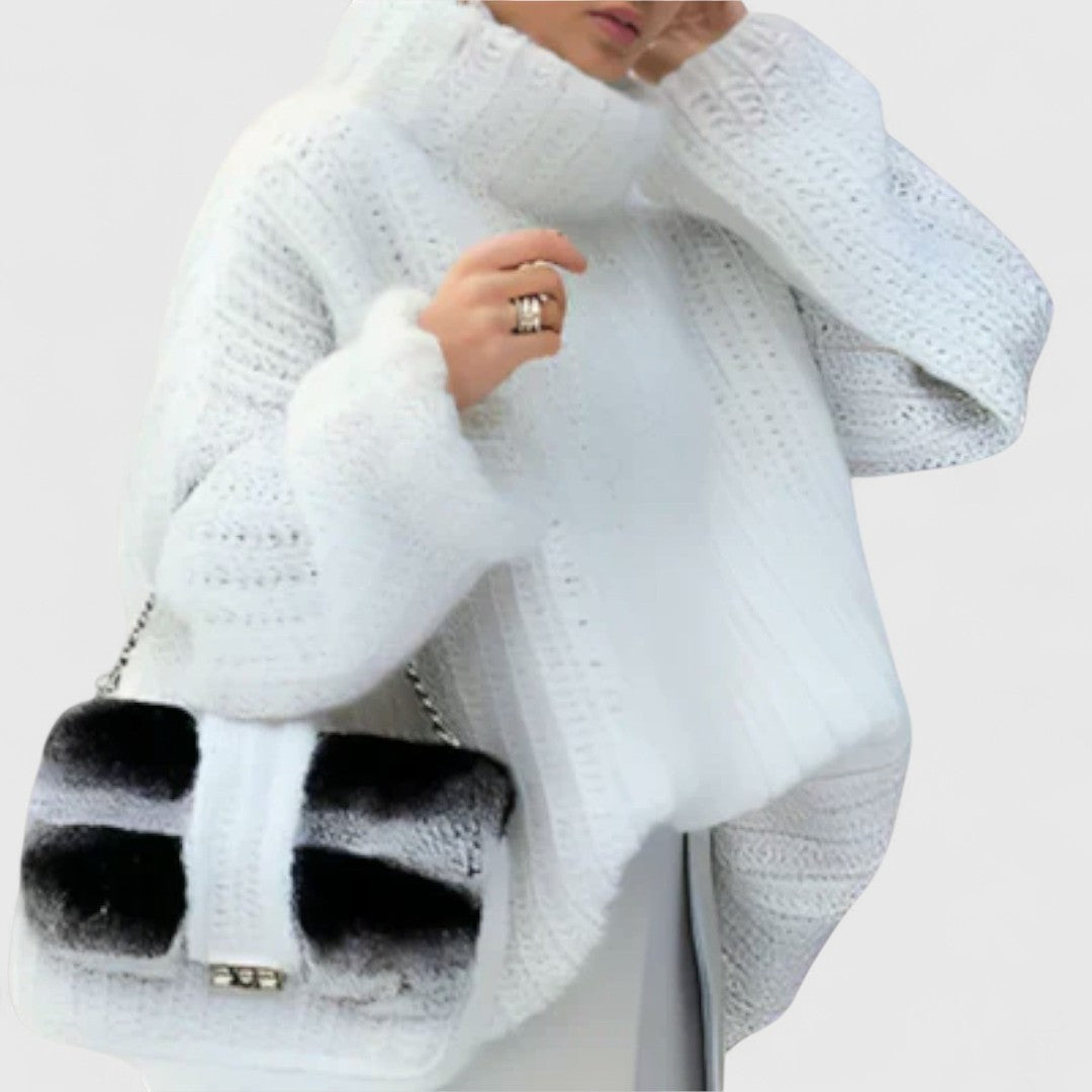 Paulina - Soft Long-Sleeve Women's Hoodie