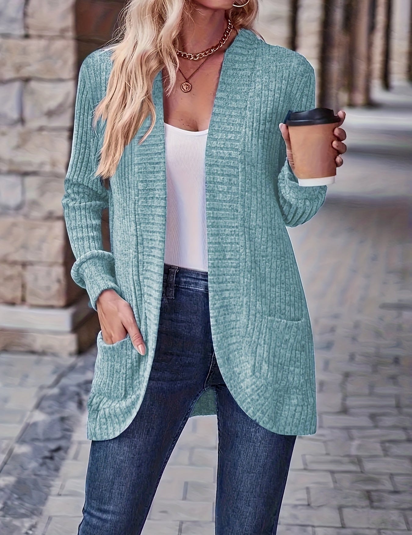 Valmai - Elegant Cardigan