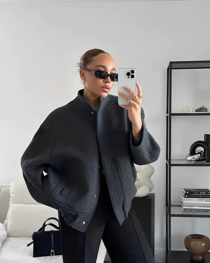 Izzy - Women's Bomber Jacket