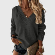 Jane - Cozy V-Neck Sweater