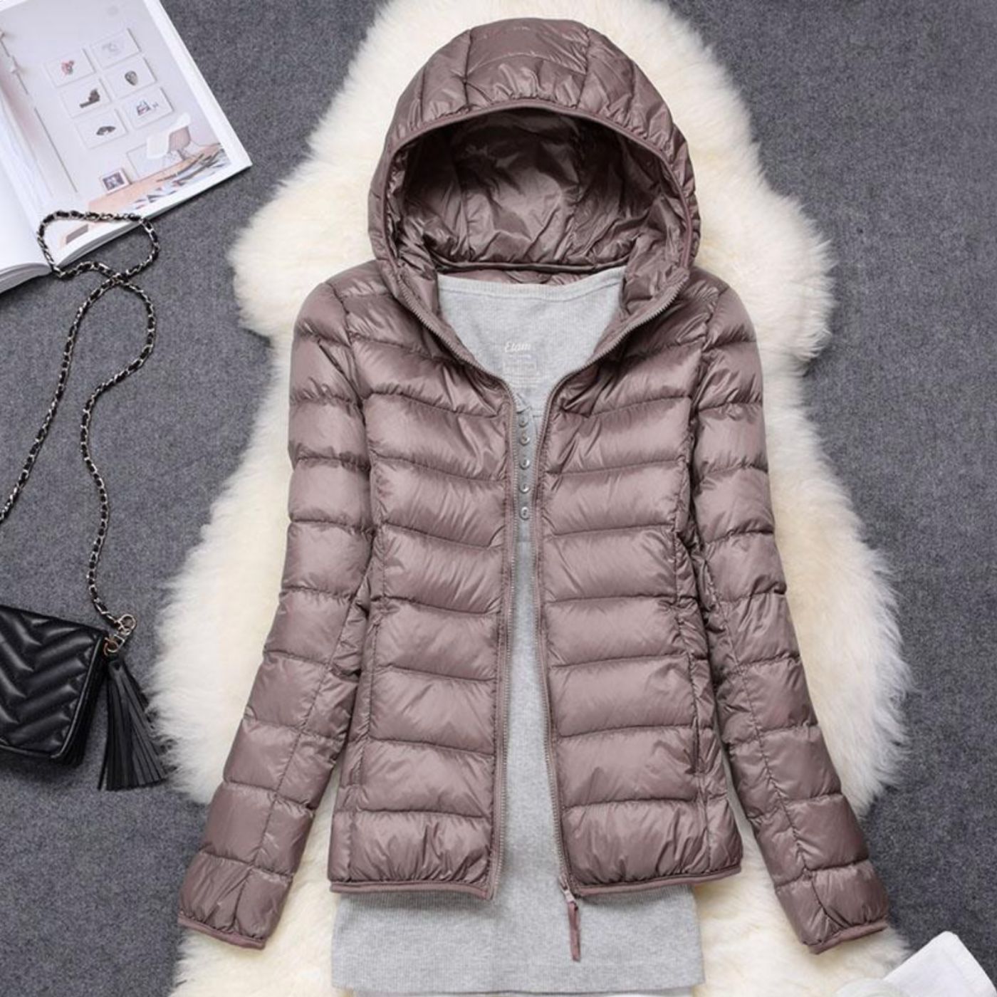 Vera - Light and Elegant Down Jacket