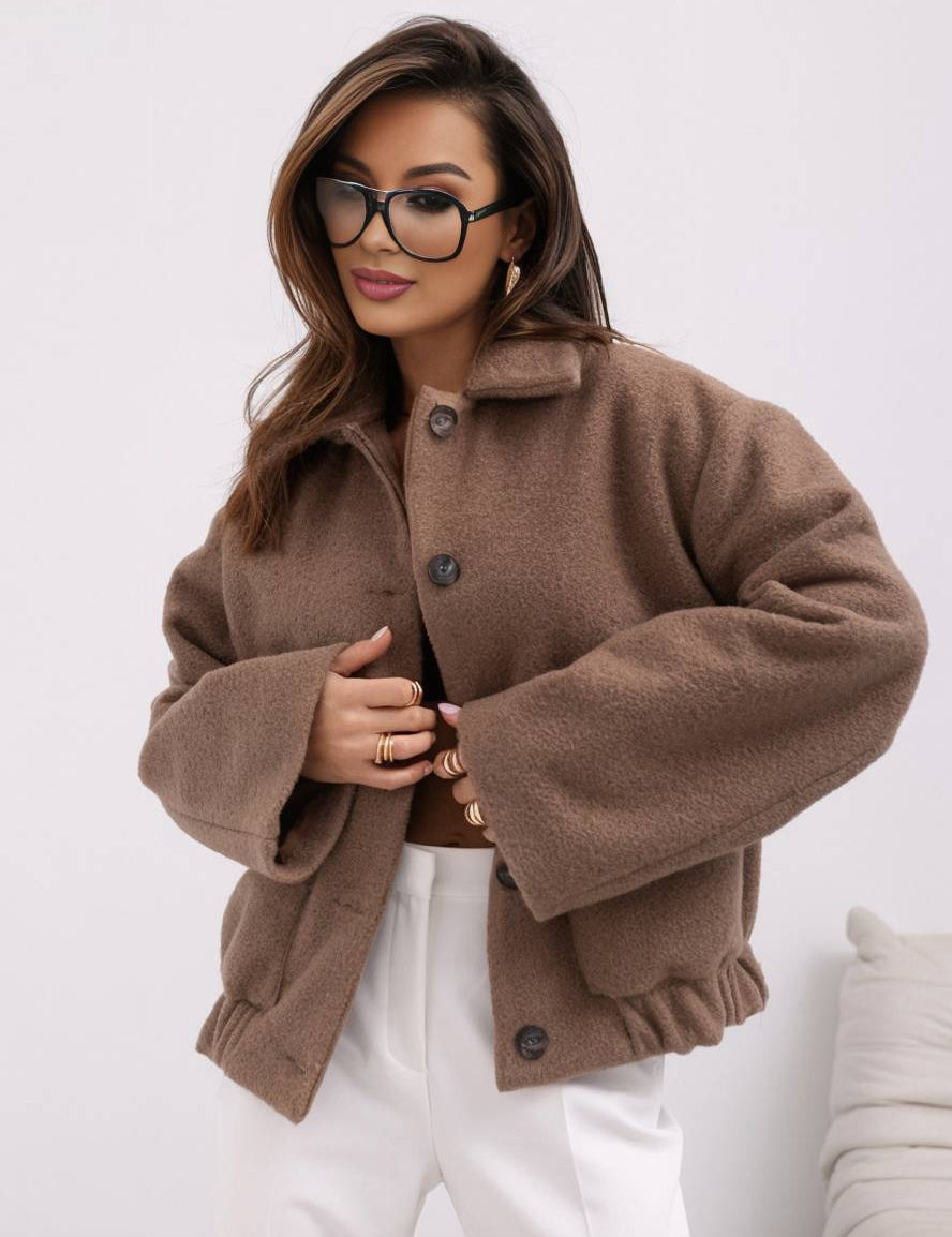 Women_s_Oversized_Warm_Winter_Coat_with_Lapel_Collar_and_Pockets_1.jpg