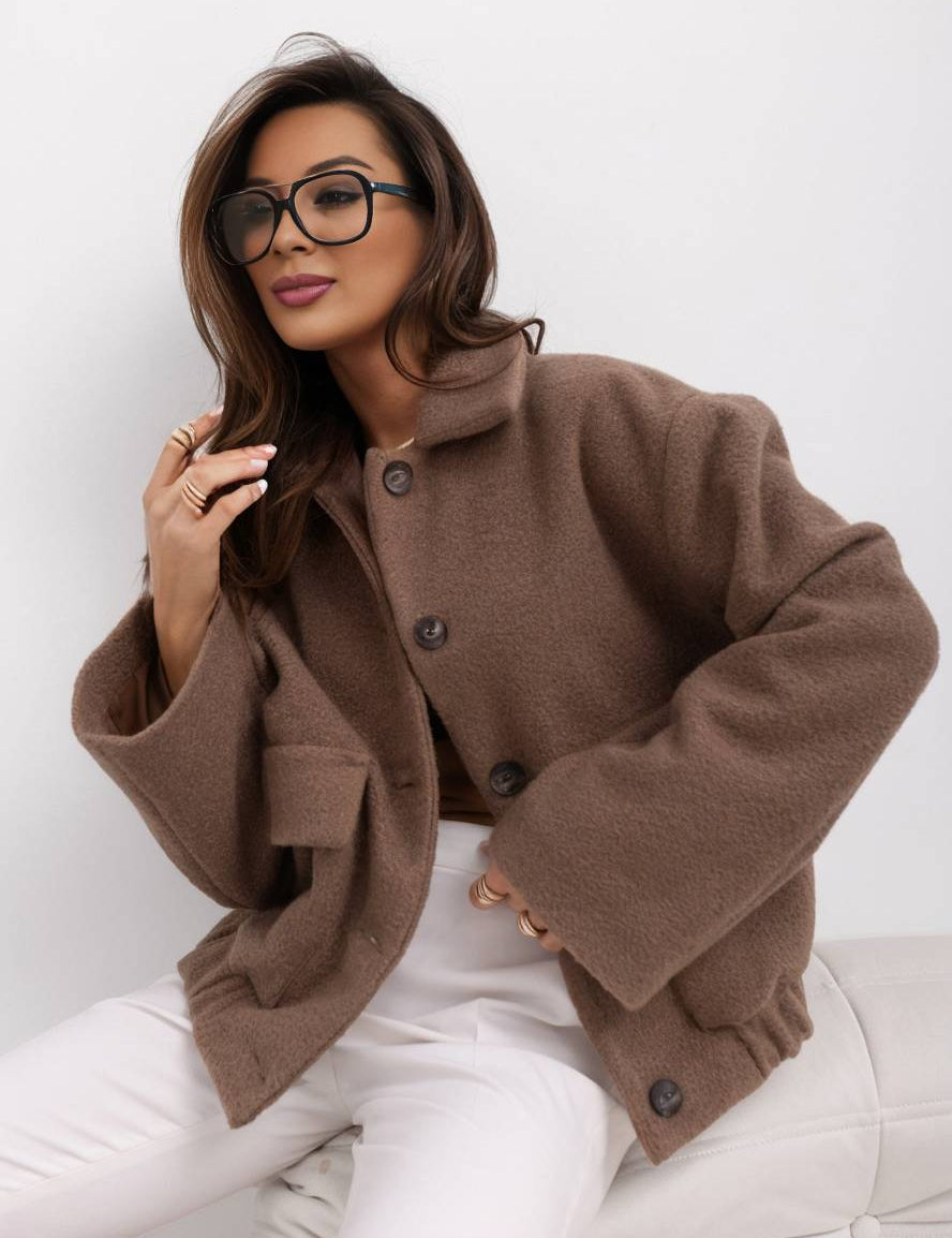 Women_s_Oversized_Warm_Winter_Coat_with_Lapel_Collar_and_Pockets_2.jpg